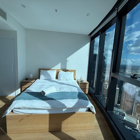 Amazing Views 60Th Level Skytower 3 Bedrooms Бризбейн Екстериор снимка